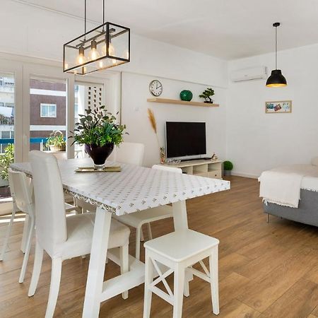 Faro Getaway W/ Big Balcony By Lovelystay מראה חיצוני תמונה