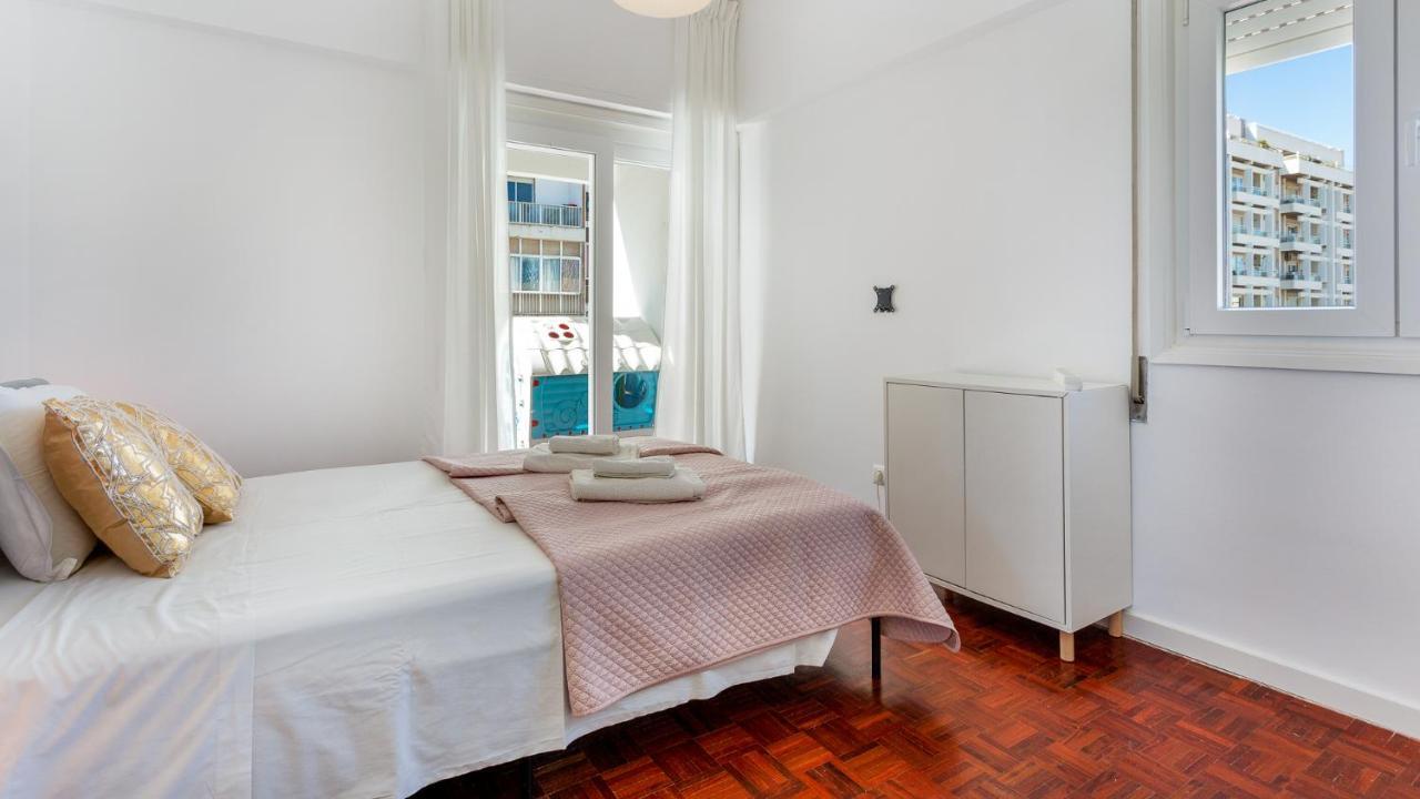 Faro Getaway W/ Big Balcony By Lovelystay מראה חיצוני תמונה